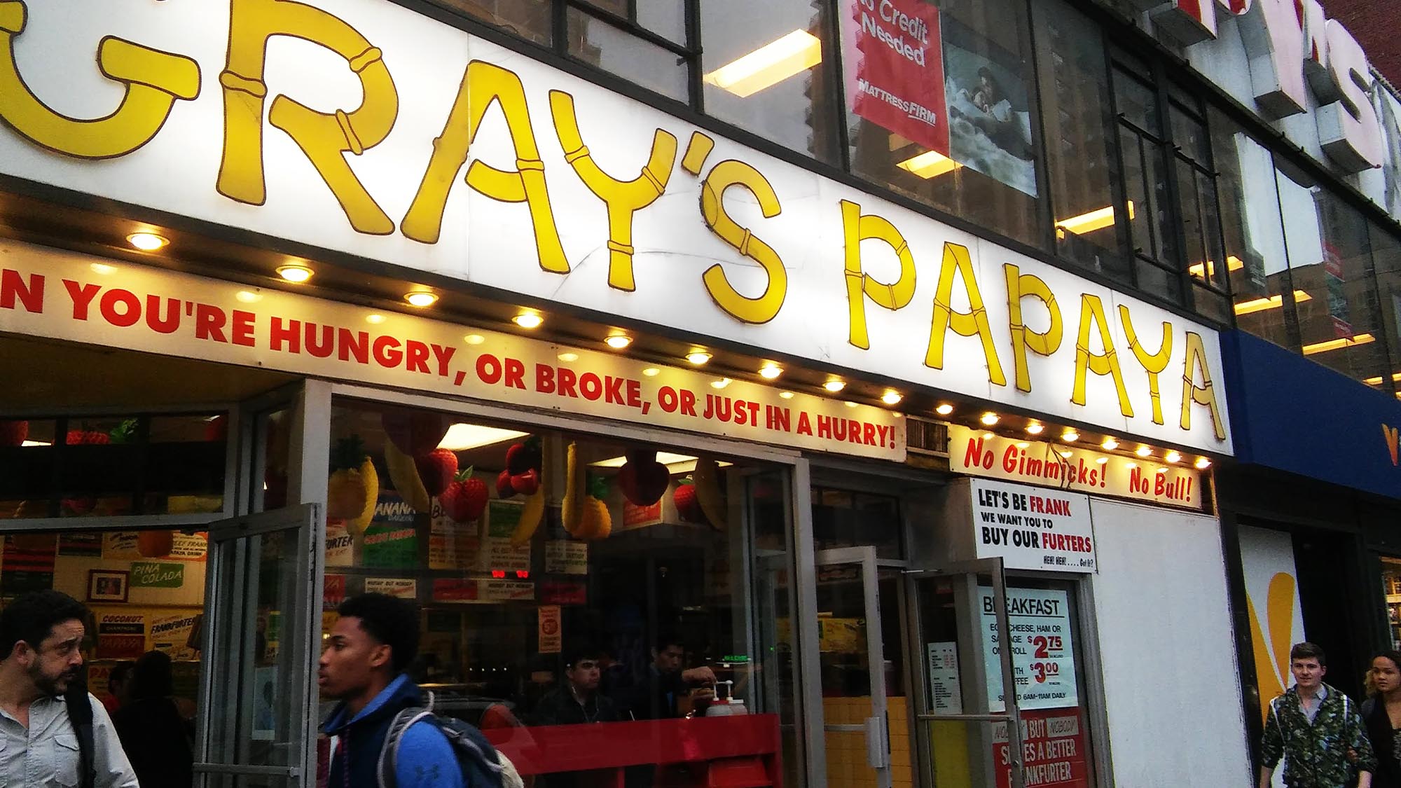 Gray’s Papaya