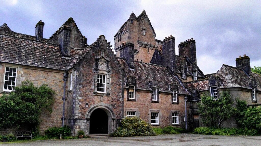 Ardkinglas House