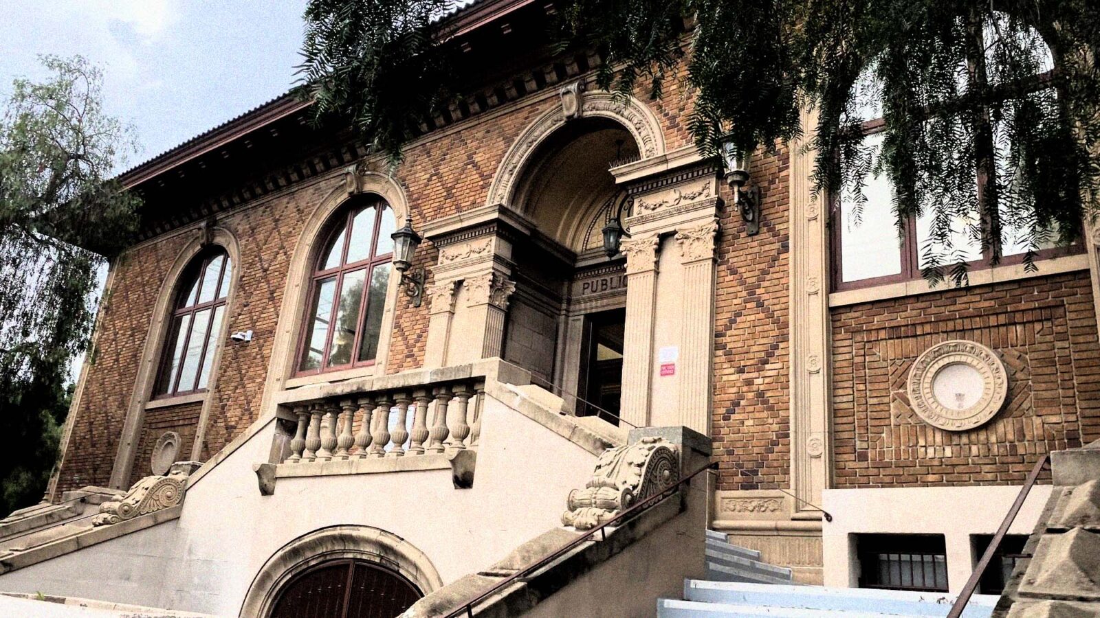 Cahuenga Branch Library
